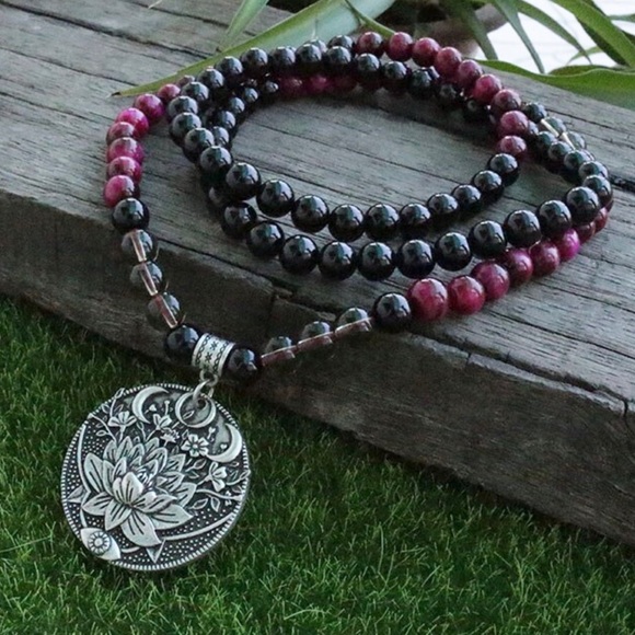 Gorgeous 108 Meditation Mala necklace ✨charged✨ - Picture 3 of 10